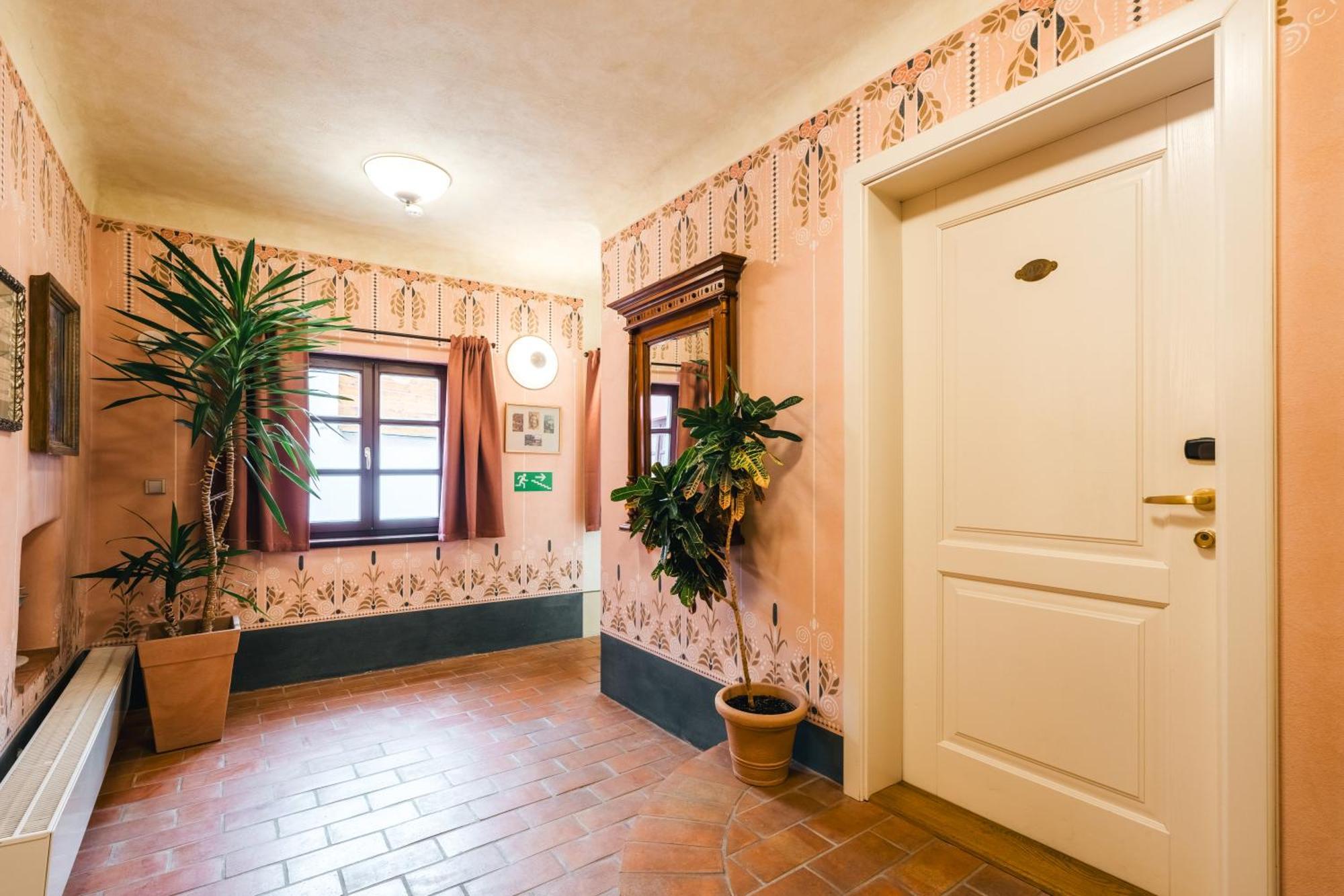 Hotel Latrán Český Krumlov Exterior foto
